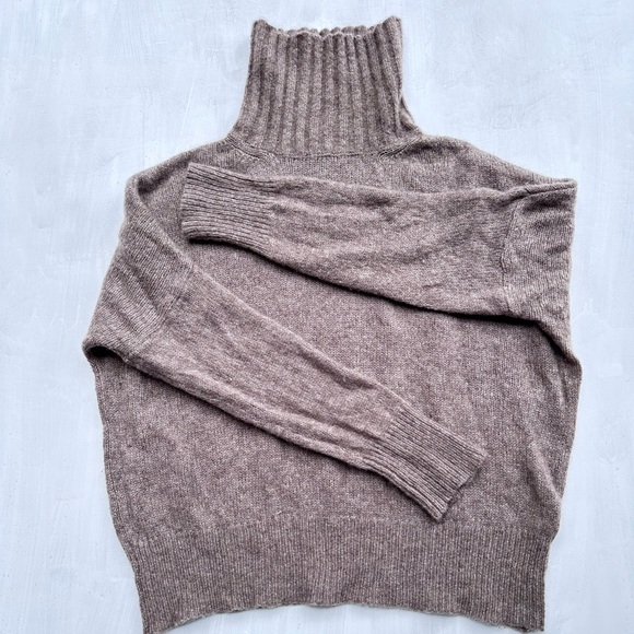 Care By Me Hanne Turtleneck Luxury Cashmere Silk Blend Sweater - Picture 5 of 16